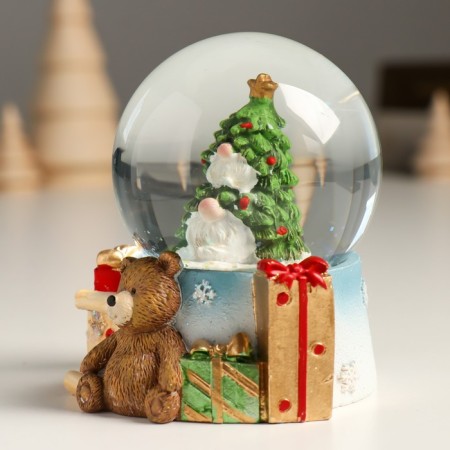 Souvenir Polystone Water Ball "Christmas tree with gnomes" 7x8x9 cm-3