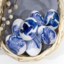 Thermonacles for 7 marble eggs, 7.3 x 34.2 cm.