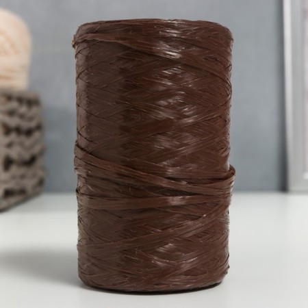 Yarn "for knitting moons" 100% polypropylene 400m/100 ± 10 g in the shape of a cylinder (they say chocolate)