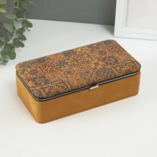 Casket to the leatherette for jewelry 