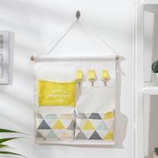 ORGANIZER OF SUBSTANCE with pockets of the Rio shares, 3 departments, 32 × 34.5 cm, yellow color