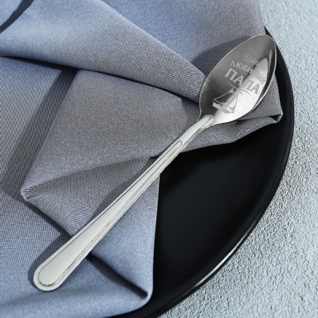 A teaspoon spoon with an engraving “Favorite Dad”, on a gift postcard, 3 x 14 cm.-2