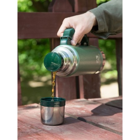 Thermos "Arctic. UAZ", 1.25 l, with a pen, retains heat 40 hours, green-6