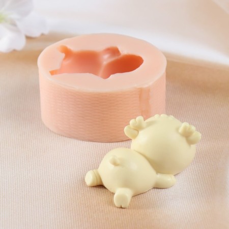 Silicone Mold "Deer Sleeps" (Presid. 6x3.5x3.5 cm)-2