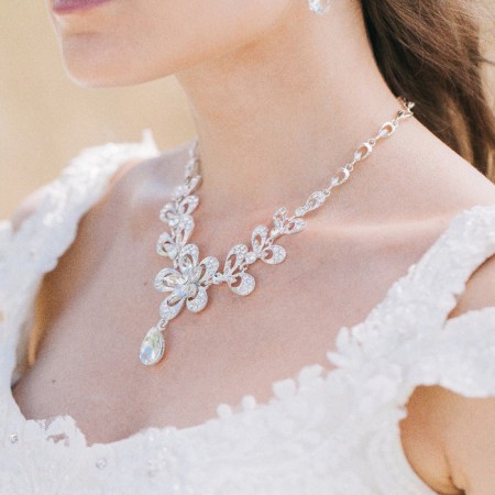 Set 2 objects: earrings, necklace "Slag Empress" flower, white color in silver, 45 cm-4