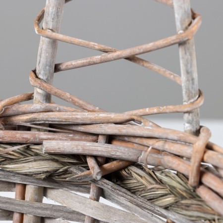 A set of baskets, 31 x 32 x 40 cm, 27 x 27 x 34 cm, 21 x 20 x 29 cm, willow-4