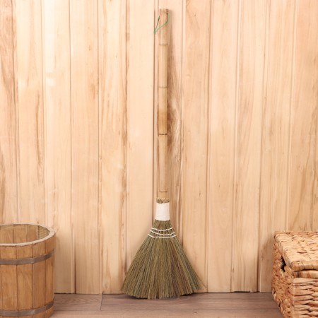 Rice broom with a bamboo pen, 25x90 cm mix