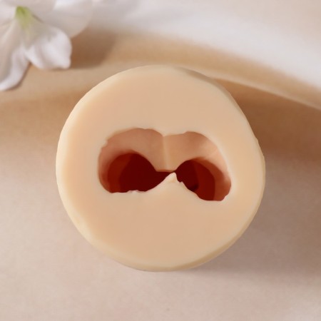 Silicone Mold "Bear with a gift" silicone 8x5.5x5 cm-6