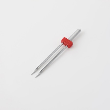Needle for household sewing machines, double, universal, No. 90/3-2