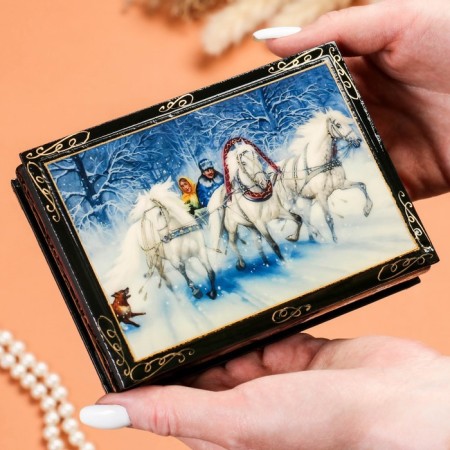 Casket "Winter Troika", 10 × 14 cm, lacquer miniature-2