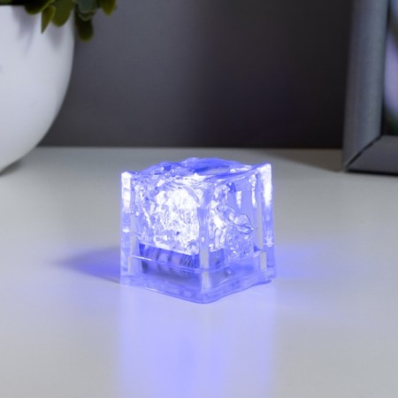 A water nightster "Ice" LED from 3XAG3 batteries of 2.6x2.6x2.7cm-2
