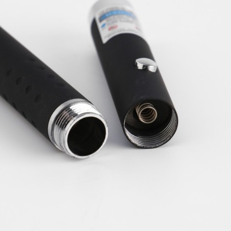 Laser pointer, range 500 m, 405 nm, 2 aaa, purple ray, 15.5 x 1.4 cm-1
