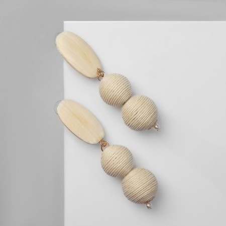 Earrings Assorted "Vacanda" style, balls, white color