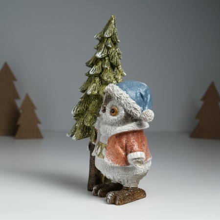 Polystone souvenir "Council in a sweater with rhombuses, with a beautiful Christmas tree" 13.6x8x20.5 cm-2
