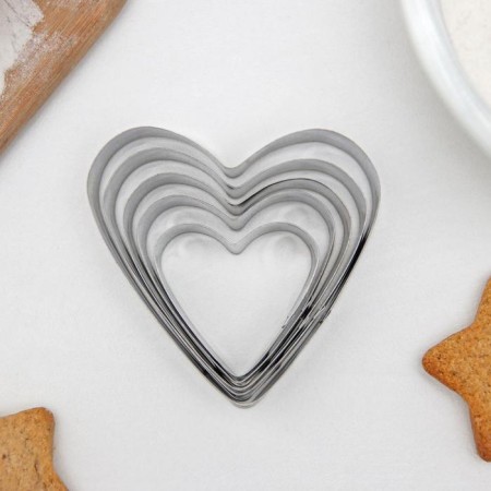 A set of forms for cutting the cookies “heart”, 5 pcs, 7.5 × 7.4 cm, silver color-2