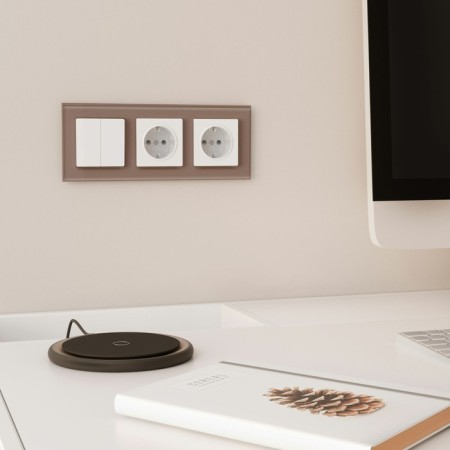 Frame W0031142, 3 Favorit sockets, latte, glass-1