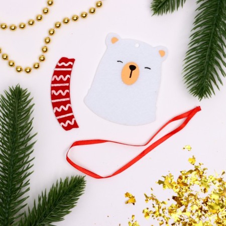 Set for creativity. Create a Christmas tree decoration from the felt "White Bear"-1