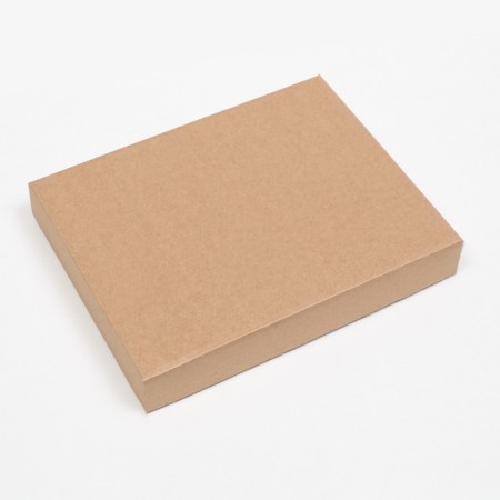 Box the team without printing a lid is a brown without a window 26 x 21.5 x 4 cm