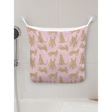 Organizer in a bath on suction cups 
