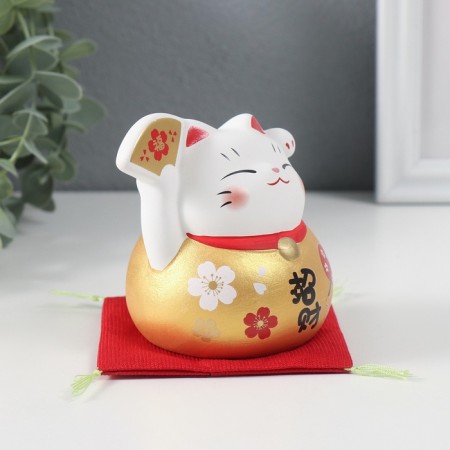 Souvenir Ceramics "Cat Mani-Neko with fan" Gold 8x8x8.5 cm-1