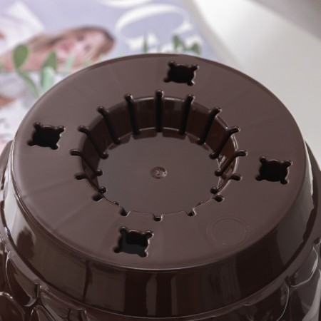 Pot with the pallet "pebbles", 5 l, chocolate color-6