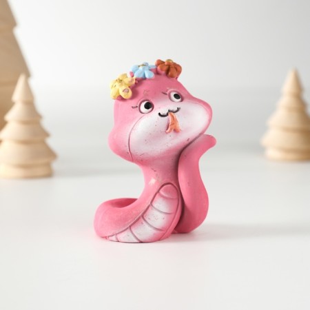 Polystone souvenir "Snake with a floral wreath" with gold mix 4.5x4x6.5 cm-5