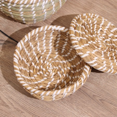 A set of wicker baskets, 3 pcs. with a lid 25x20x16 cm-2