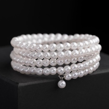 Bracelet Pearl "Bride" beads d = 0.5, 4 rows with a spring, white color