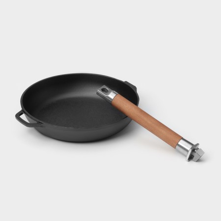 Cast iron pan Wild Kitchen, D = 22 cm, shoulder blade and sponge in the kit-4
