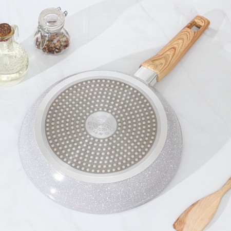 Forged pan Magistro Natural, D = 26 cm, Soft-Touch pen, anti-stick coating, induction, color gray-2