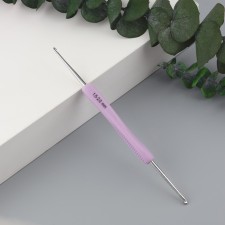 Knitting hook, bilateral, with silicone handle, d = 1.5/2 mm, 13.5 cm, lilac color