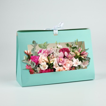 Folding box for flowers with a window Pressent, Tiffany, 16 x 27 x 9 cm