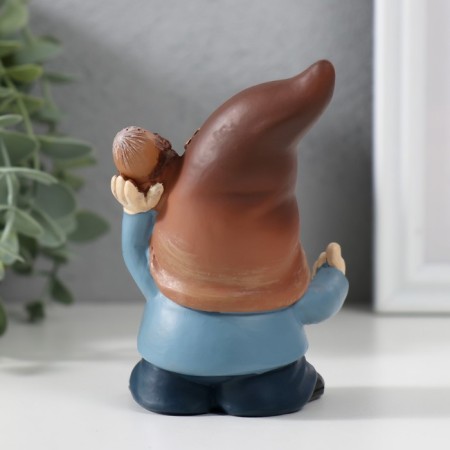 Polystone souvenir "Gnomic with stoolen" 7.5x5x10 cm-2