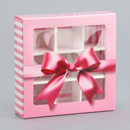 Box for sweets with a shell of 9 pcs "The most beautiful", 13.7 x 13.7 x 3.5 cm. Confectionery packaging-1