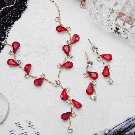 Set 2 objects: earrings, necklace "amazement" flowering, red-white color in gold, 42 cm