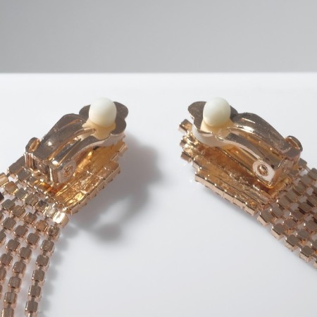 Clips "Party" ladder, white color in gold-1