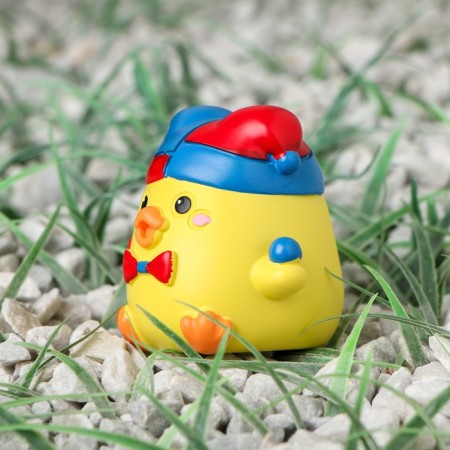 Duckling on the car panel, circus, yellow-1
