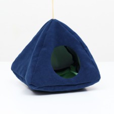 Hanging house for rodents 