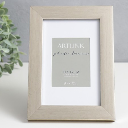 Photo frame Plastic "Gloria" 10x15 cm, with a pass, silver