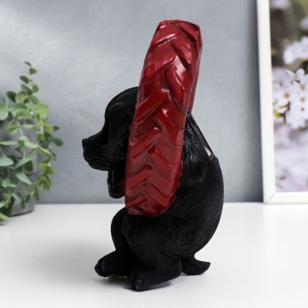 Souvenir Polystone Light "Black dog hid in the wheel" from the sun. Battery 19.5x11x13.5 cm-3