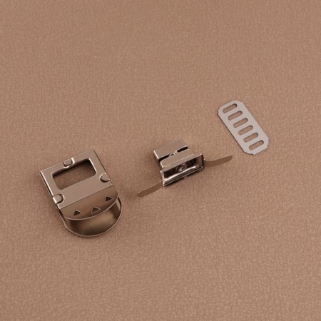 Bag Fraille, 2.3 × 3.5 cm, pearl silver color-3