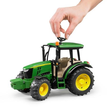 Tractor Bruder John Deere 5115M-1
