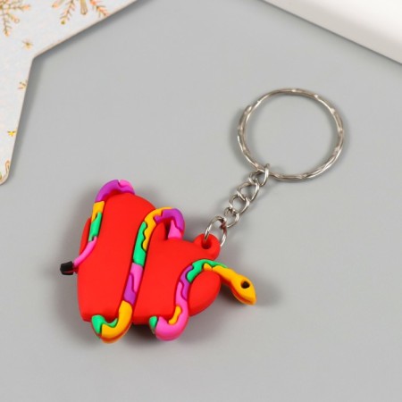 Trick rubber "Friday snake wrapps heart" 4x3.5 cm