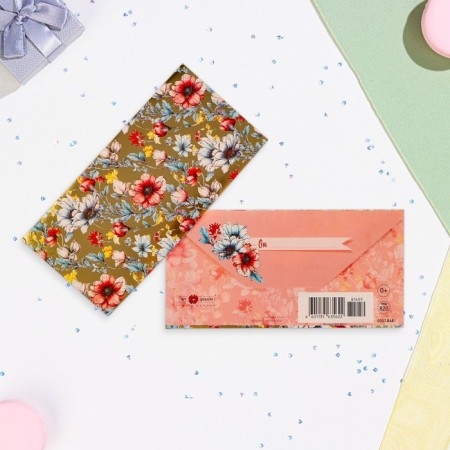 Money envelope "Flowers" Cutting, embossing, yellow background-1