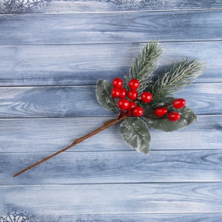 Decor "Winter Magic" berries of needles, 24 cm-1