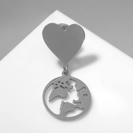 Icon "Planet" on the heart, color silver-1