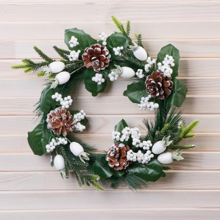 New Year's Wreath D-19 cm "Elit" classics of berry cones
