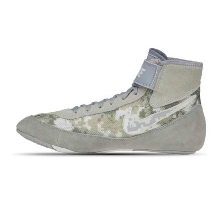Bitches Nike Speedsweep VII GS 366684 003, size 3.5 US-1