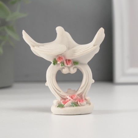 Polystone souvenir "Pigeons on an openwork stand with pink roses" 6x6.3x3 cm-3
