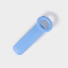 Open of screw lids, blue color